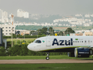 Freibier an Bord: So steigert Azul die Kundenzufriedenheit