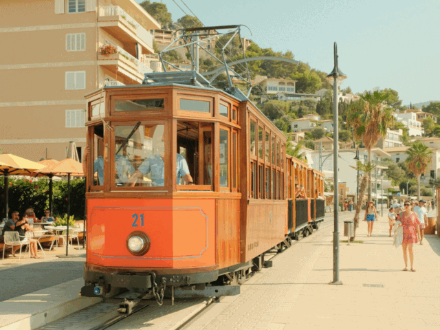 Neue Bahnlinie für Mallorca: Von Palma mit dem Zug ans Meer