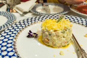 Ensalada Rusa: Russischer Tapas-Klassiker